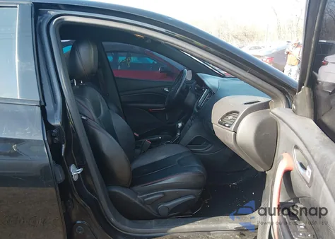 2014 Dodge Dart Gt z USA, uszkodzony, nr VIN 1C3CDFEB4ED919096